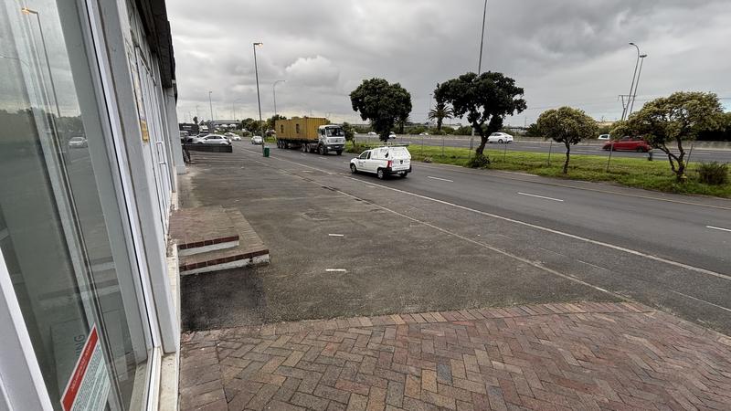To Let commercial Property for Rent in Paarden Eiland Western Cape